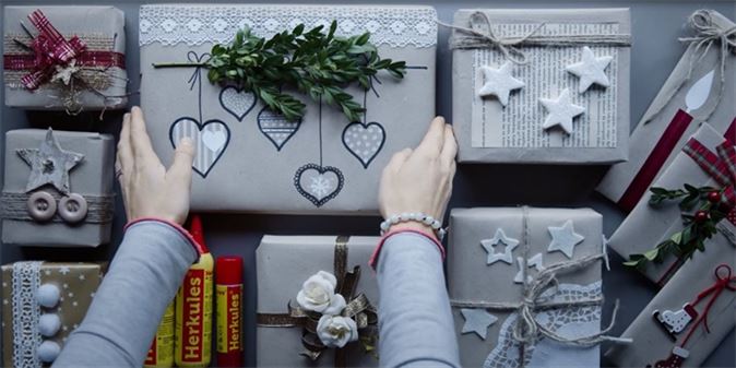Dílnička: Naučte se, jak jednoduše a přitom atraktivně zabalit vánoční dárky | Zdroj:  Markéta Novák Matějková
